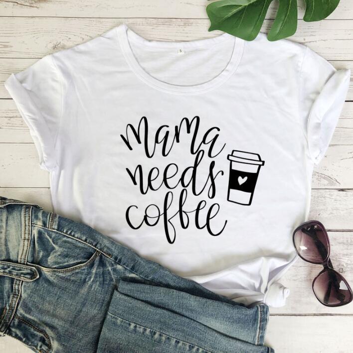 Camiseta Mamá necesita café