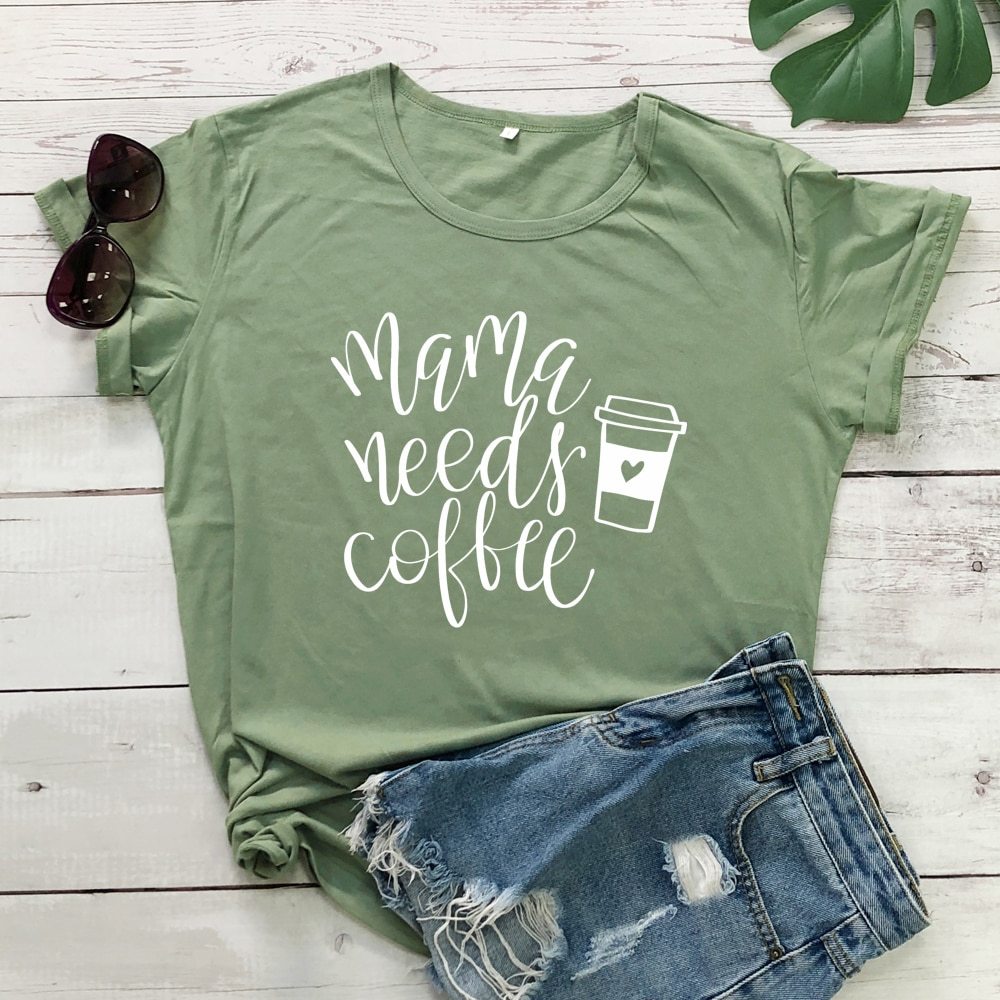 Camiseta Mamá necesita café