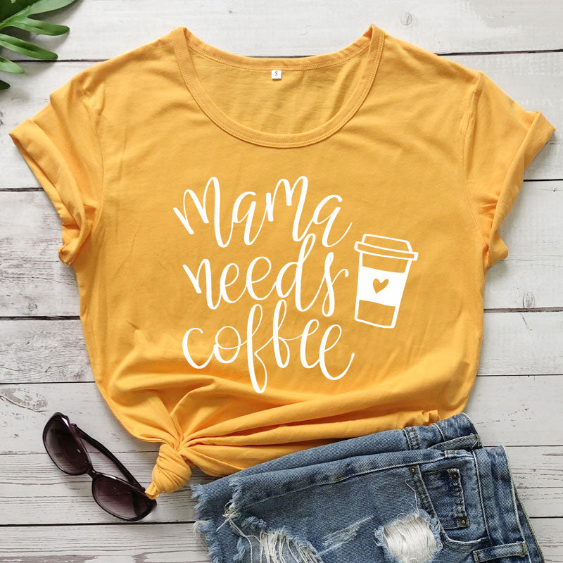 Camiseta Mamá necesita café