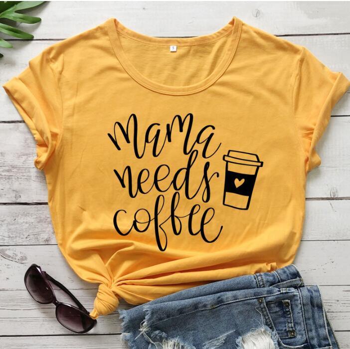 Camiseta Mamá necesita café