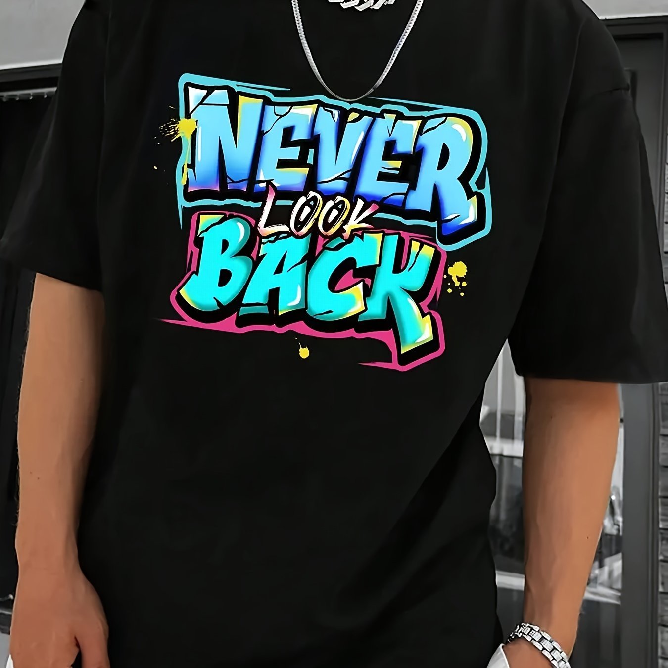 Men's Never Look Back T-shirt Suitable