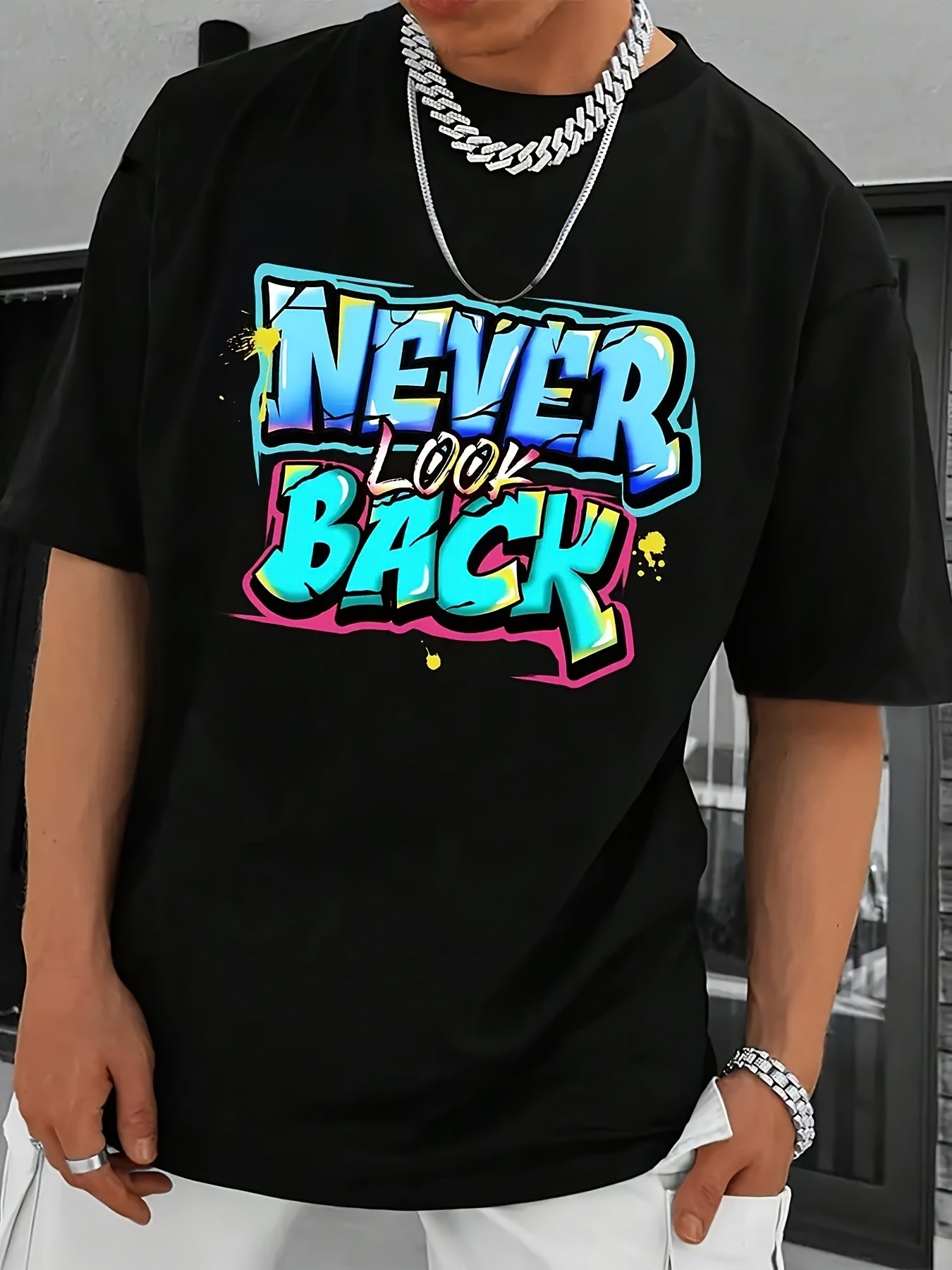 Men's Never Look Back T-shirt Suitable